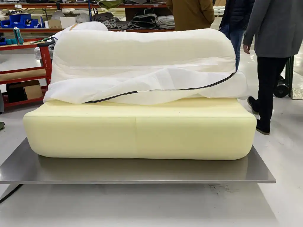 Reutilización de residuos para creación de muebles